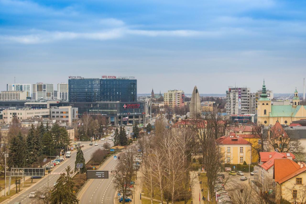 Hotel Forum Rzeszow Ngoại thất bức ảnh